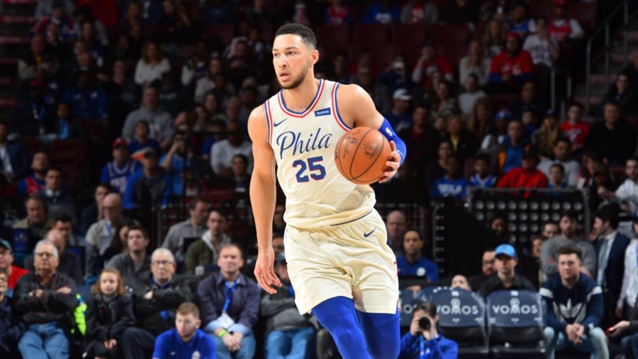 他在进攻中 他在进攻中