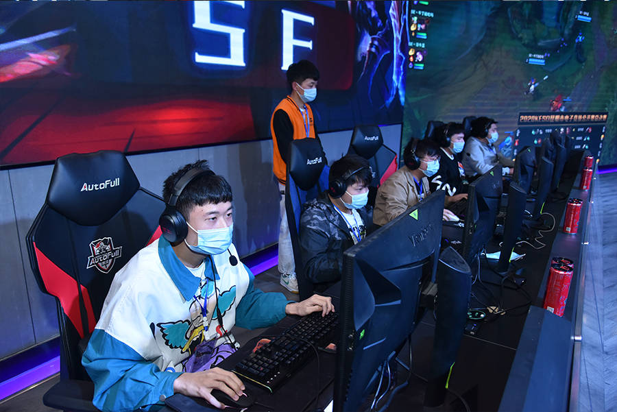 上的第六个 上的第六个