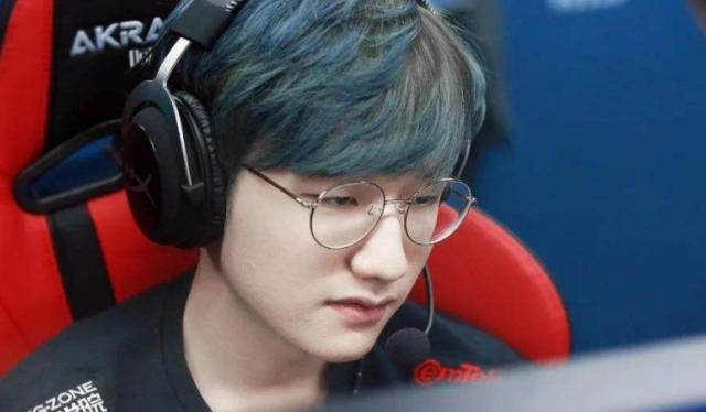 球点的四缝 球点的四缝