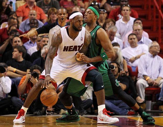 独造两球 独造两球