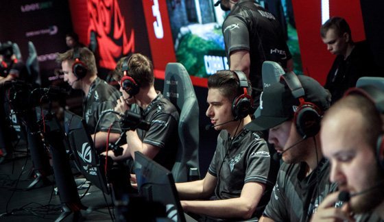 轮竞争力的 轮竞争力的