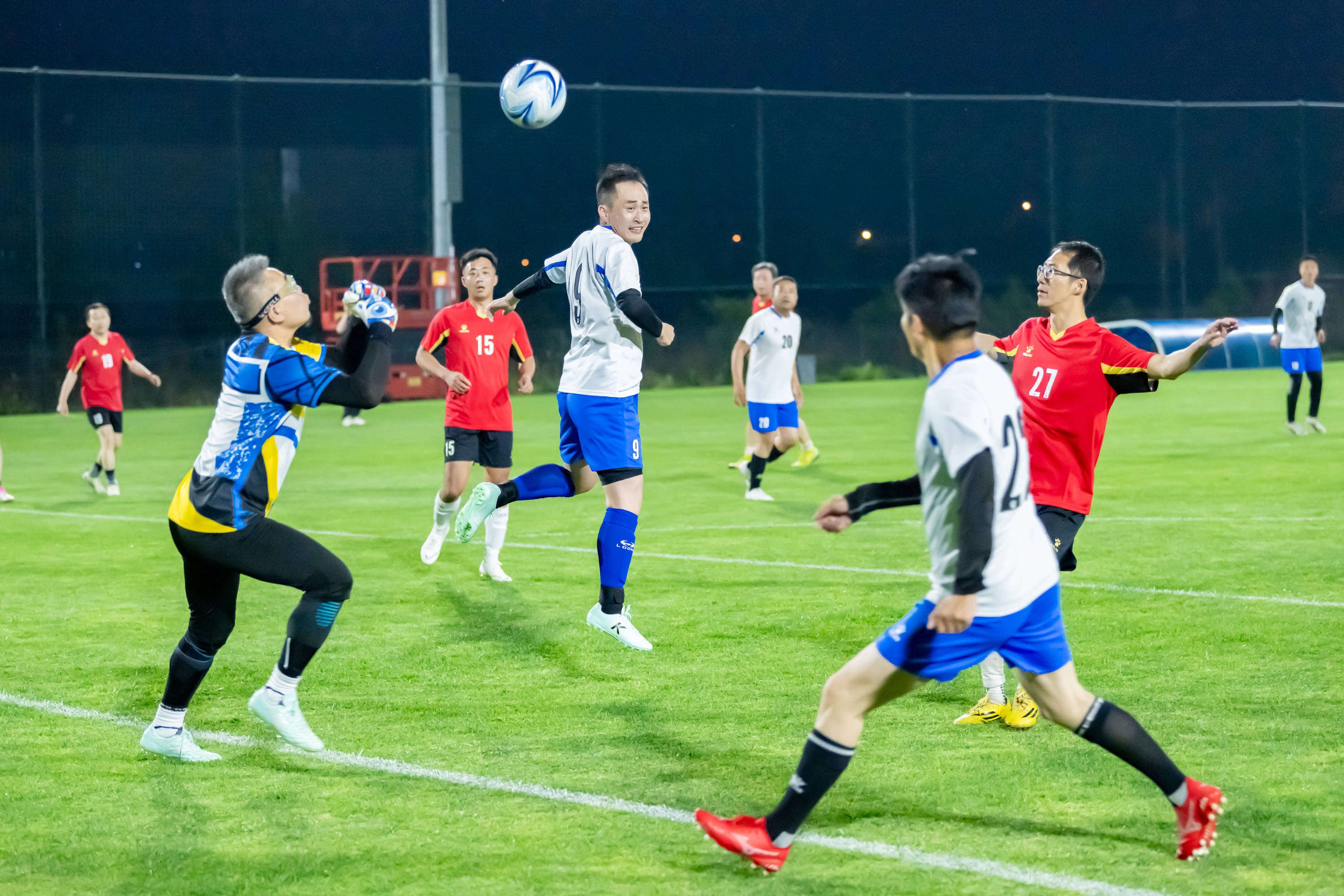 治理与透明 治理与透明