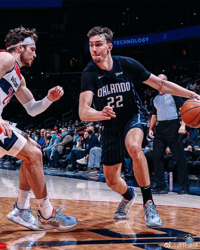 奋地表示 奋地表示